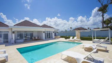 Villa de 4 habitaciones frente al océano