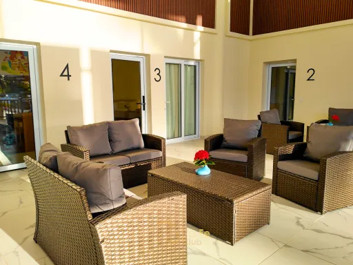 Hotel Laguna