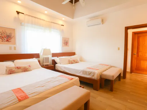 Three-bedroom villa on the second line