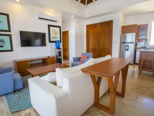 VILLA DE 3 HABITACIONES FRENTE AL OCÉANO