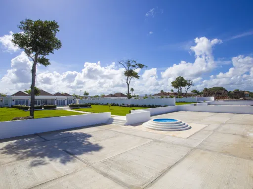 Oceanfront four-bedroom villa