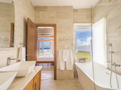 Villa de 3 habitaciones frente al océano