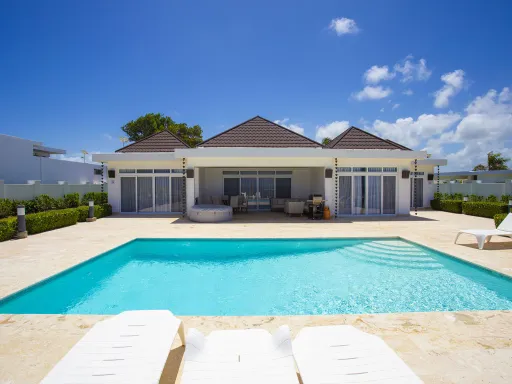 Villa de 3 habitaciones frente al océano