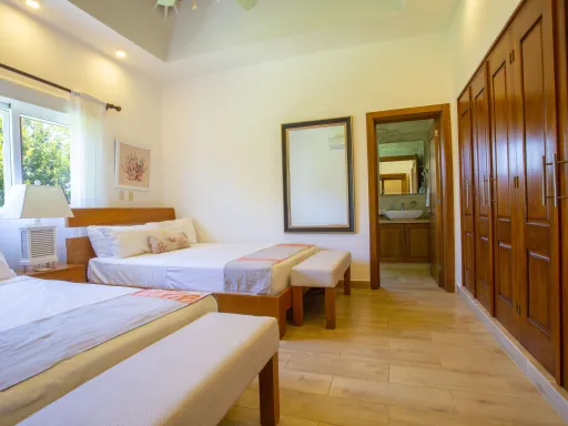 Three-bedroom villa on the second line