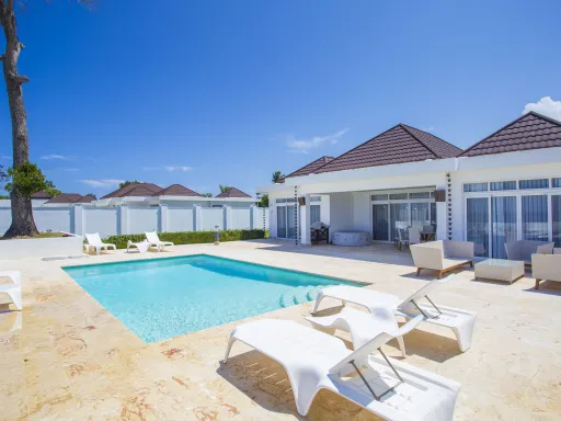 Villa de 3 habitaciones frente al océano